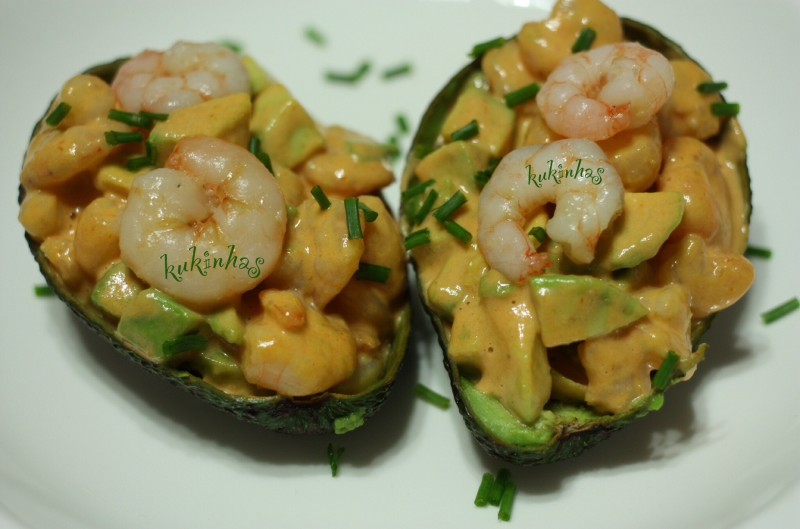 aguacate con gambas